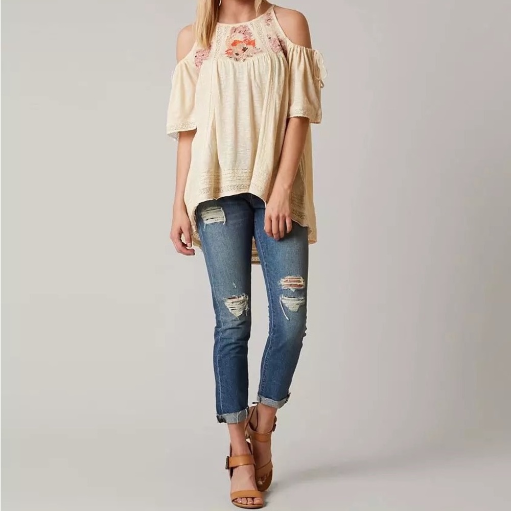 Free people embroidered beaded flutter sleeves Large